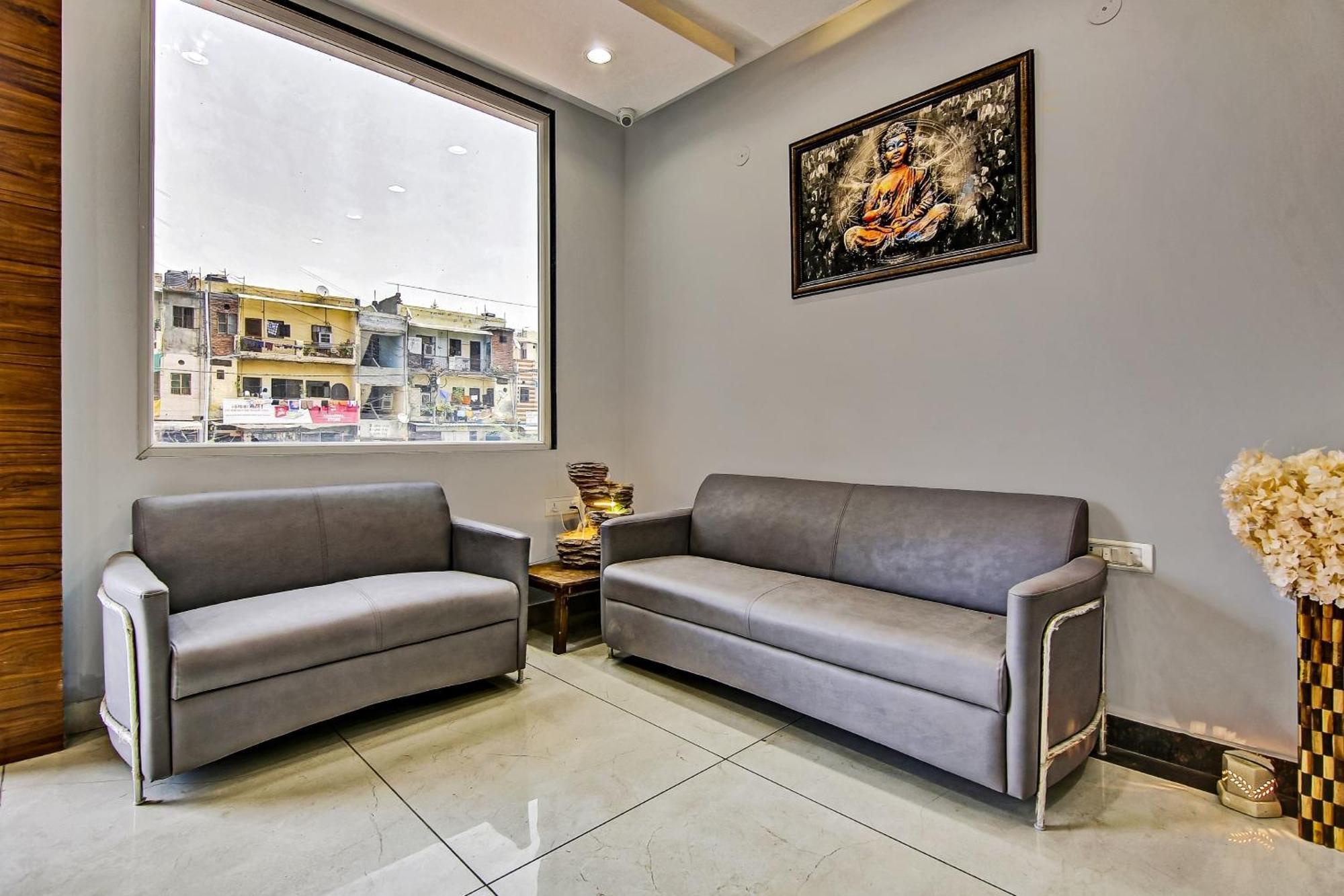 Townhouse Golden Frame Hotel Ghaziabad Buitenkant foto