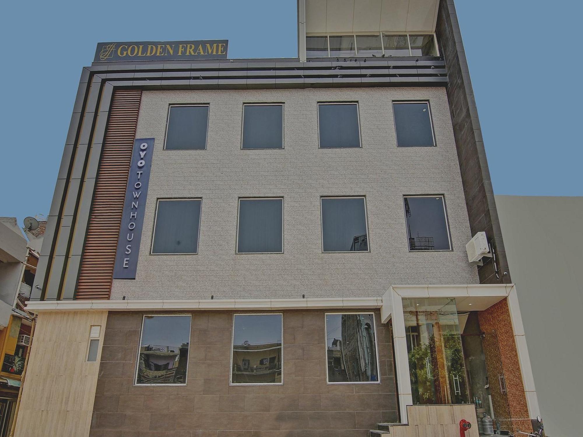 Townhouse Golden Frame Hotel Ghaziabad Buitenkant foto