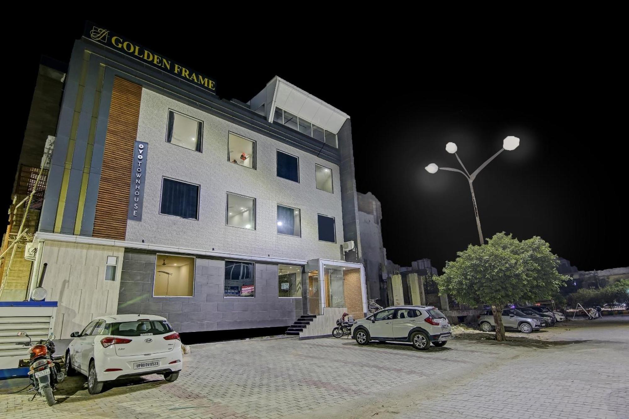Townhouse Golden Frame Hotel Ghaziabad Buitenkant foto